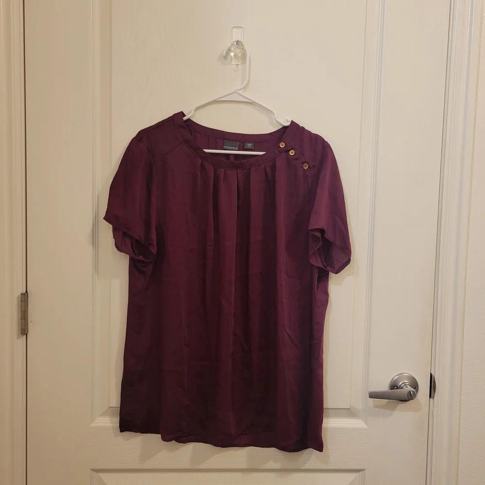 Covington Deep Plum Short-Sleeve Pleated Blouse with Shoulder Buttons - Picture 1 of 2
